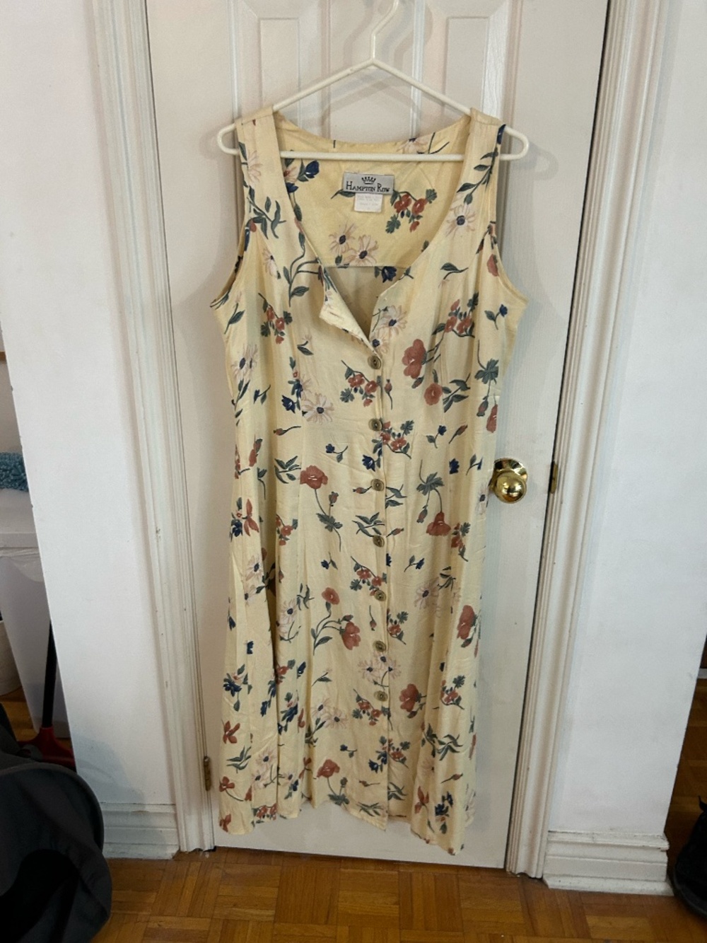 Ultimate 90s vintage dress, floral button up dress, accepting offers